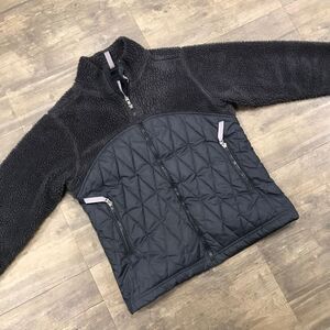 Patagonia Women Maverick's Jacket Size Small‎ Made In USA Gray Quilted Fleece